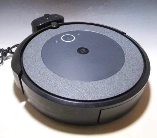 ★分解清掃済　i Roomba i3 アイロボット ロボット掃除機★ Amazon | ルンバ i3+ ロボット掃除機 アイロボット 自動ゴミ収集