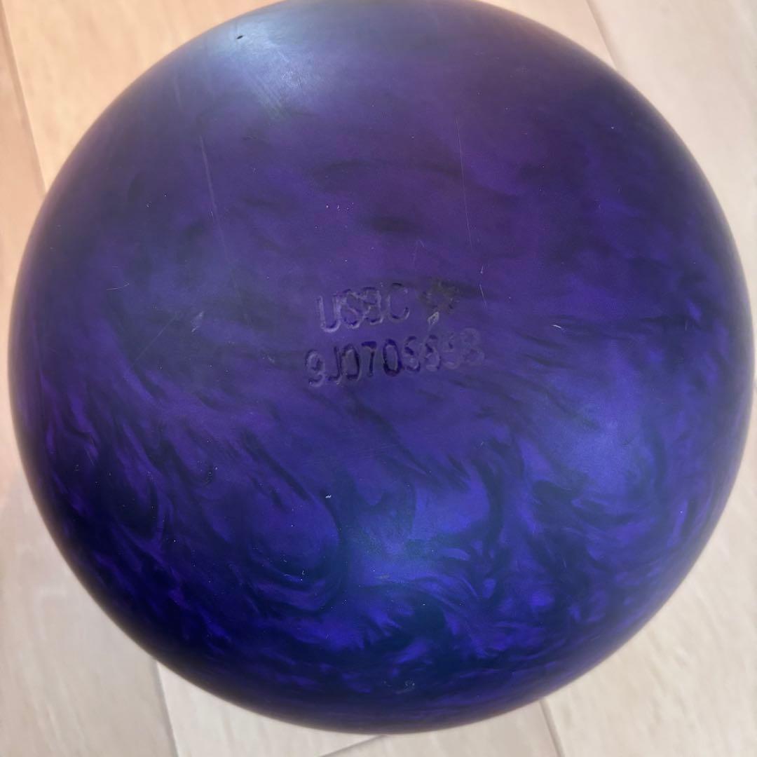 ブラックウィドーパープルウレタン 15p ボウリングボール ハンマー